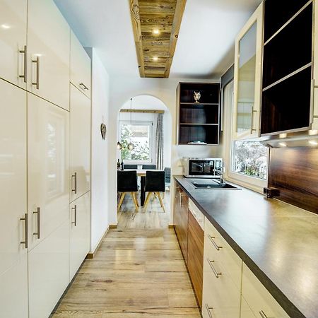 Chalet Sabrina Mit Aussenpool Im Sommer Kaprun Exterior foto