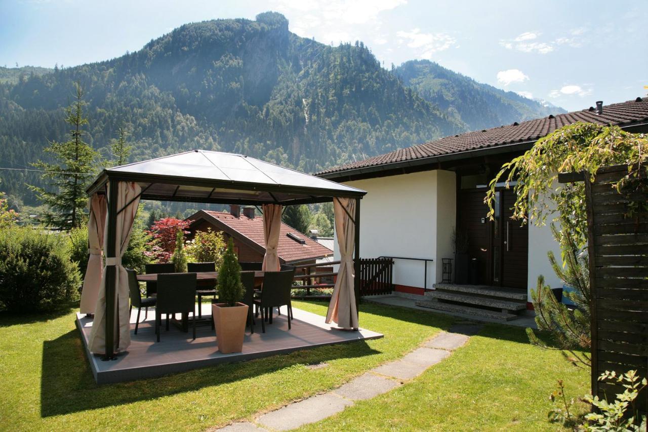 Chalet Sabrina Mit Aussenpool Im Sommer Kaprun Exterior foto