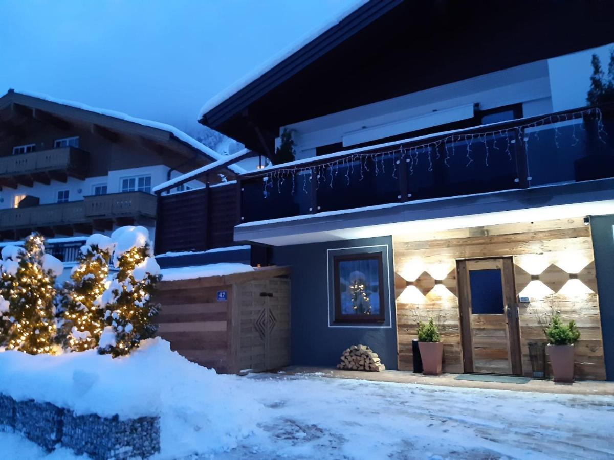 Chalet Sabrina Mit Aussenpool Im Sommer Kaprun Exterior foto