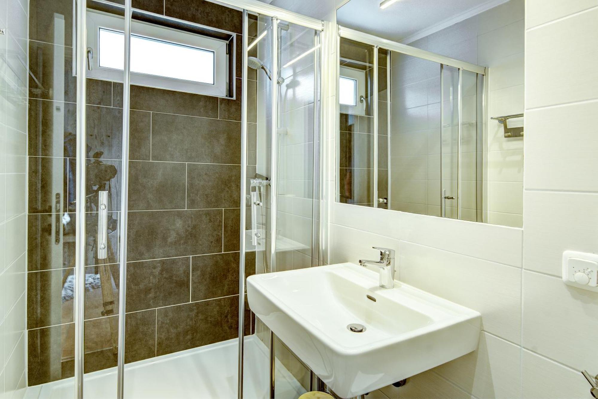 Chalet Sabrina Mit Aussenpool Im Sommer Kaprun Exterior foto