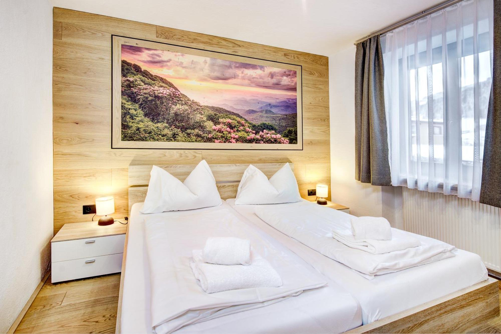 Chalet Sabrina Mit Aussenpool Im Sommer Kaprun Exterior foto