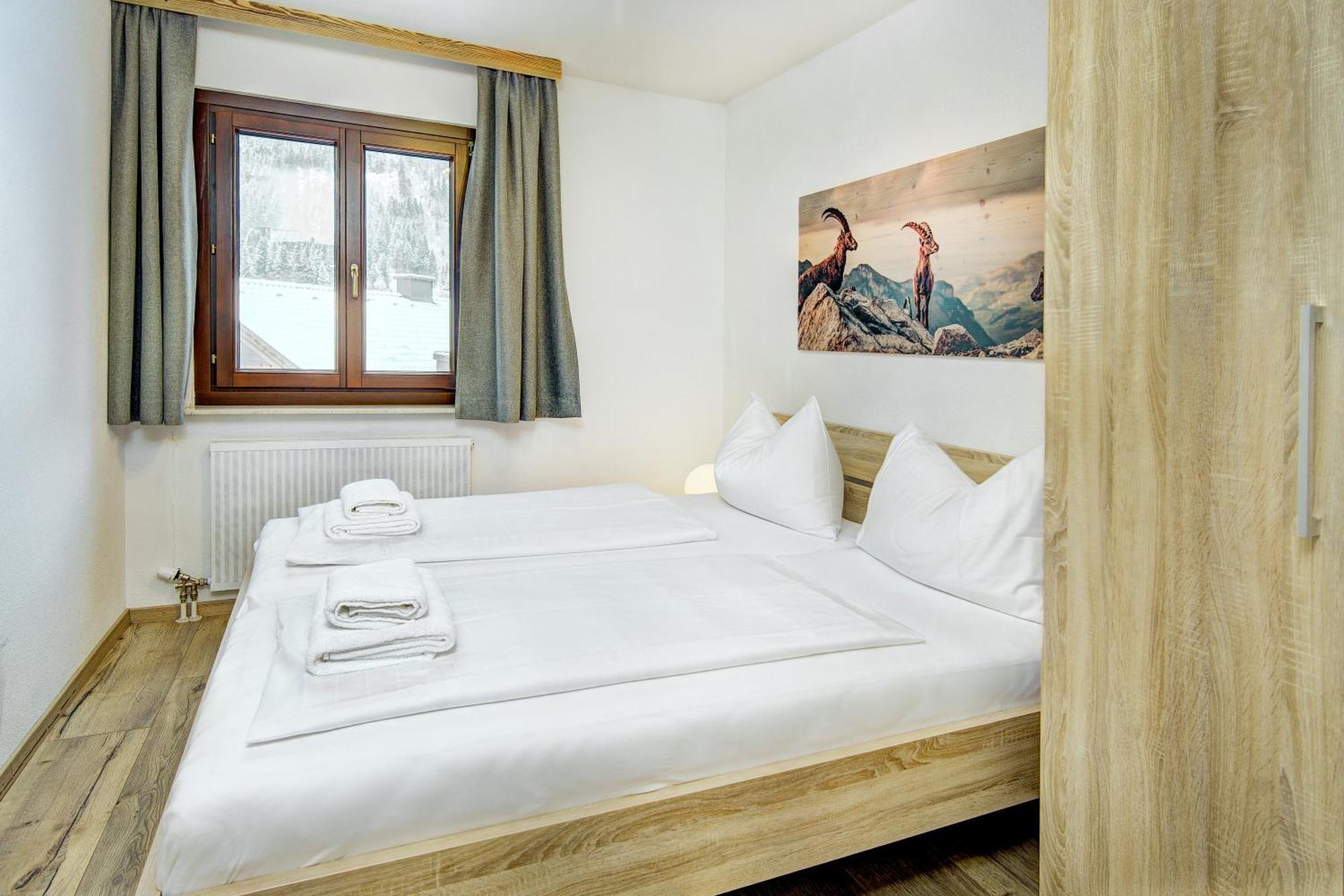 Chalet Sabrina Mit Aussenpool Im Sommer Kaprun Exterior foto
