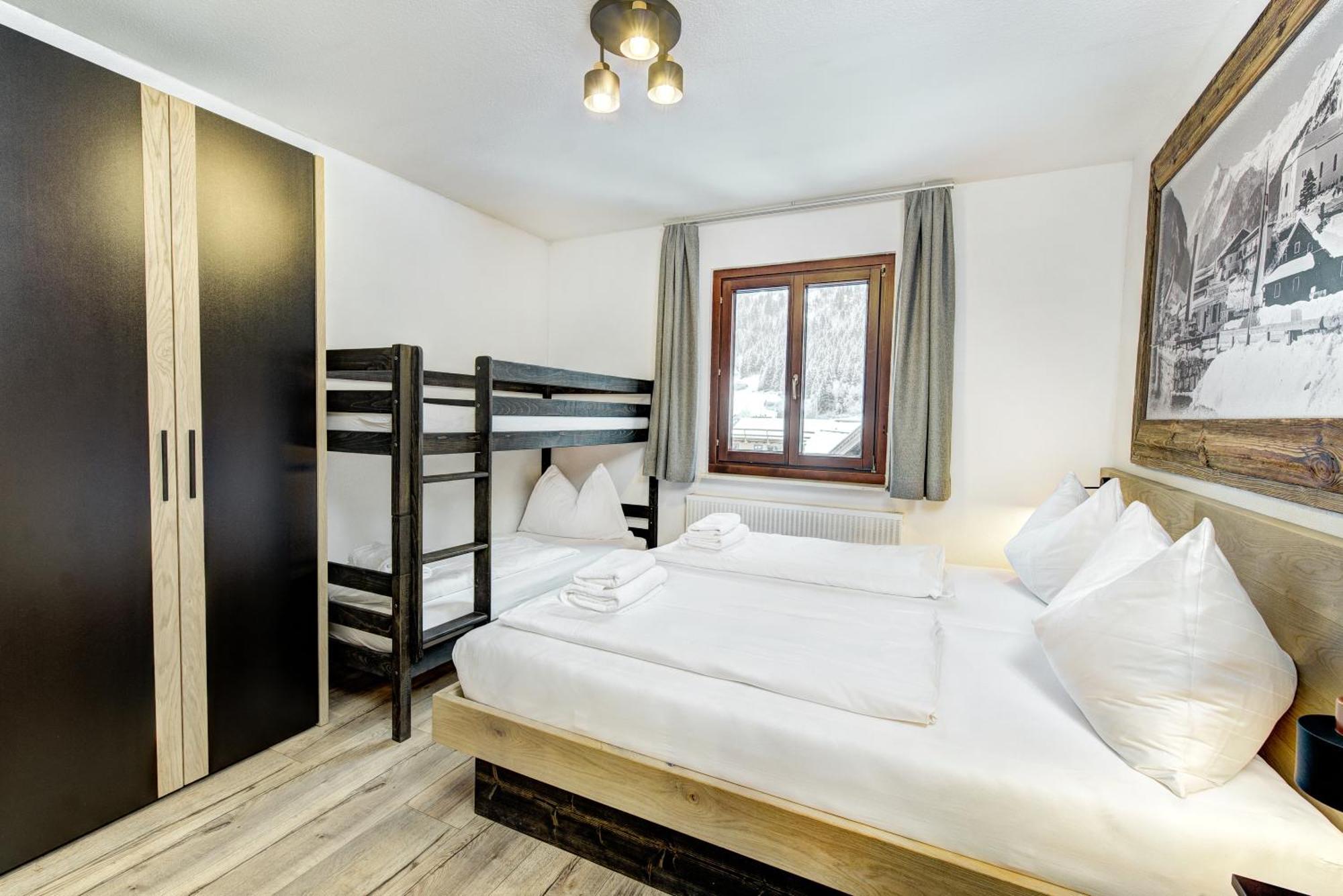Chalet Sabrina Mit Aussenpool Im Sommer Kaprun Exterior foto
